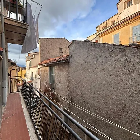 L'orologio Nyaraló
